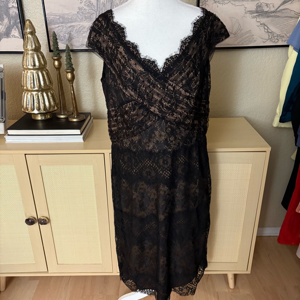 TADASHI SHOJI Black Lace Dress Size 16 Formal Cocktail
